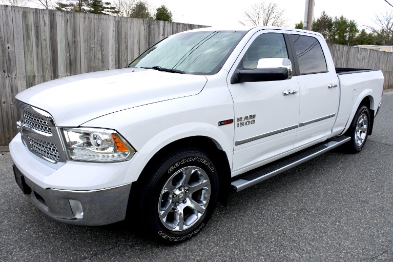 Used 2015 Ram 1500 4WD Crew Cab 149' Laramie Used 2015 Ram 1500 4WD Crew Cab 149' Laramie for sale at Metro West Motorcars LLC in Shrewsbury MA 1