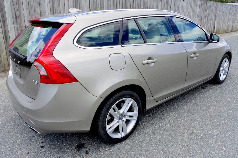 Used 2015 Volvo V60 T5 Drive-E Premier Used 2015 Volvo V60 T5 Drive-E Premier for sale  at Metro West Motorcars LLC in Shrewsbury MA 5