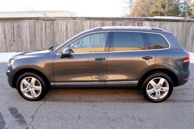 Used 2011 Volkswagen Touareg Hybrid 4MOTION Used 2011 Volkswagen Touareg Hybrid 4MOTION for sale  at Metro West Motorcars LLC in Shrewsbury MA 2