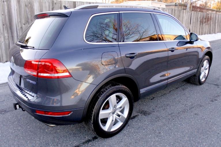 Used 2011 Volkswagen Touareg Hybrid 4MOTION Used 2011 Volkswagen Touareg Hybrid 4MOTION for sale  at Metro West Motorcars LLC in Shrewsbury MA 5