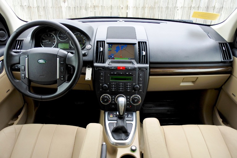Used 2011 Land Rover Lr2 HSE AWD Used 2011 Land Rover Lr2 HSE AWD for sale at Metro West Motorcars LLC in Shrewsbury MA 9