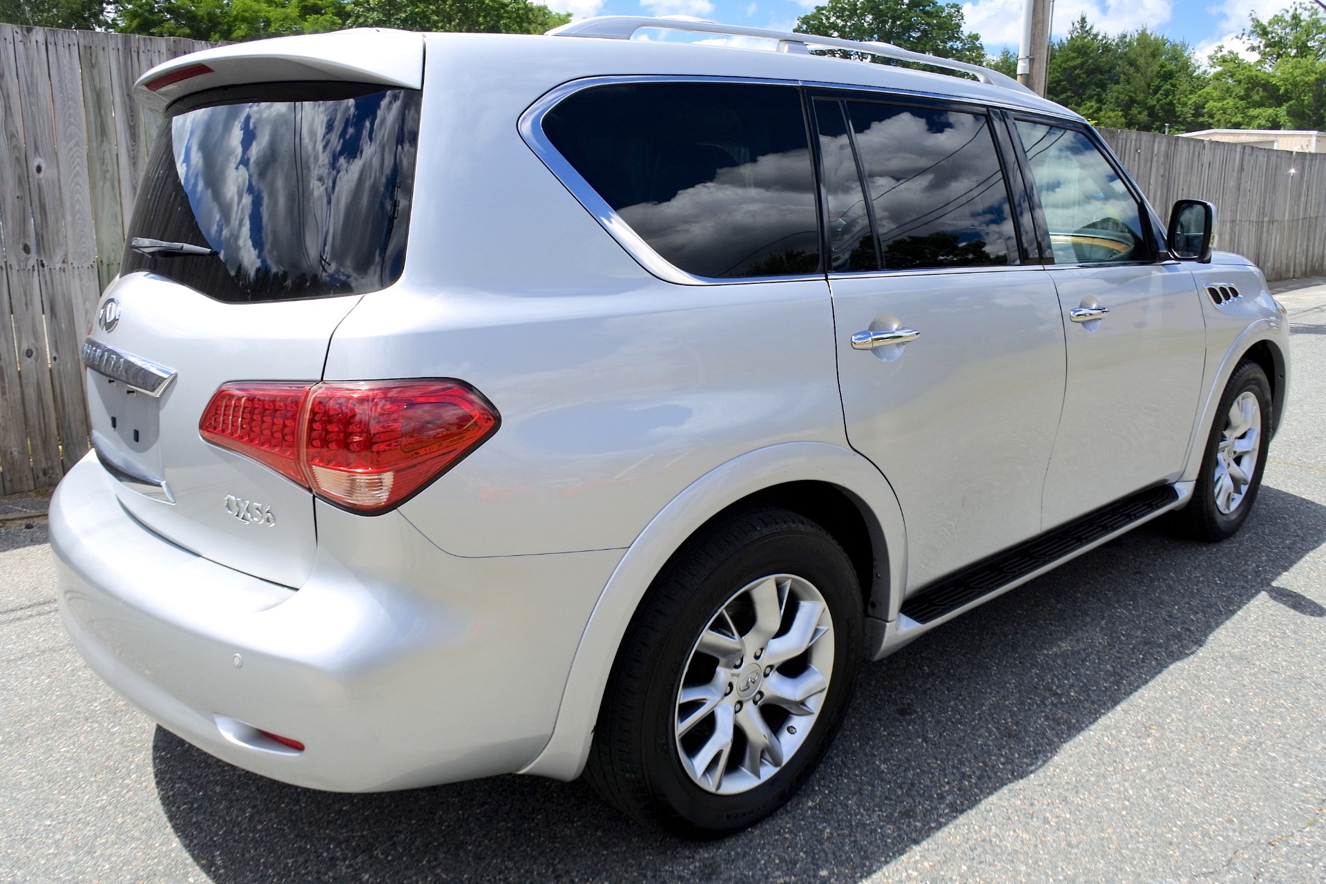 Used 2011 Infiniti Qx56 4WD 4dr 8passenger For Sale (15,800) Metro
