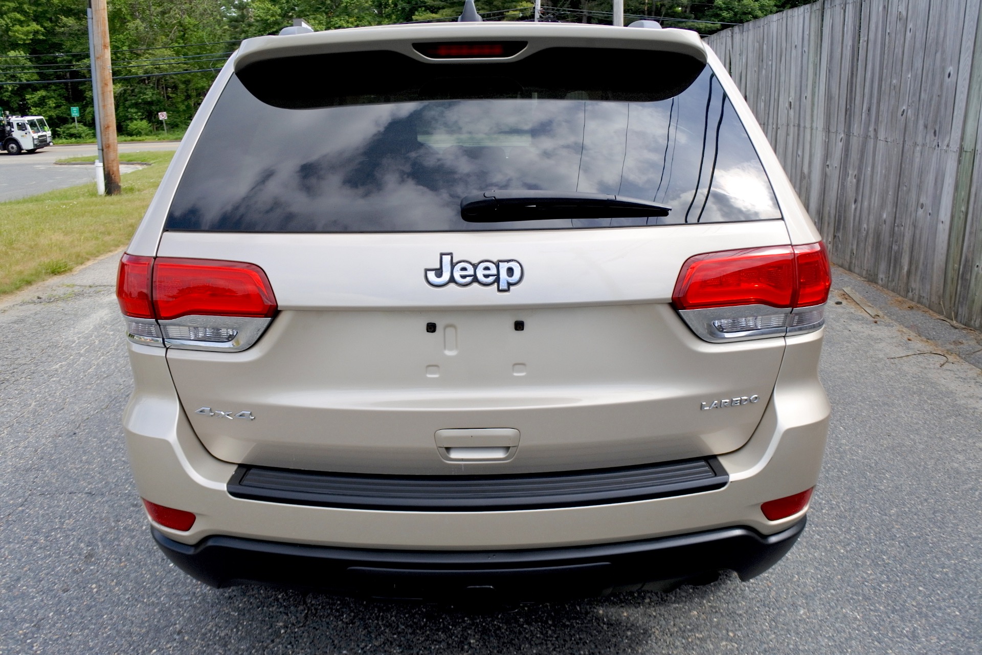 Used 2014 Jeep Grand Cherokee Laredo E 4WD For Sale ($12,800) | Metro