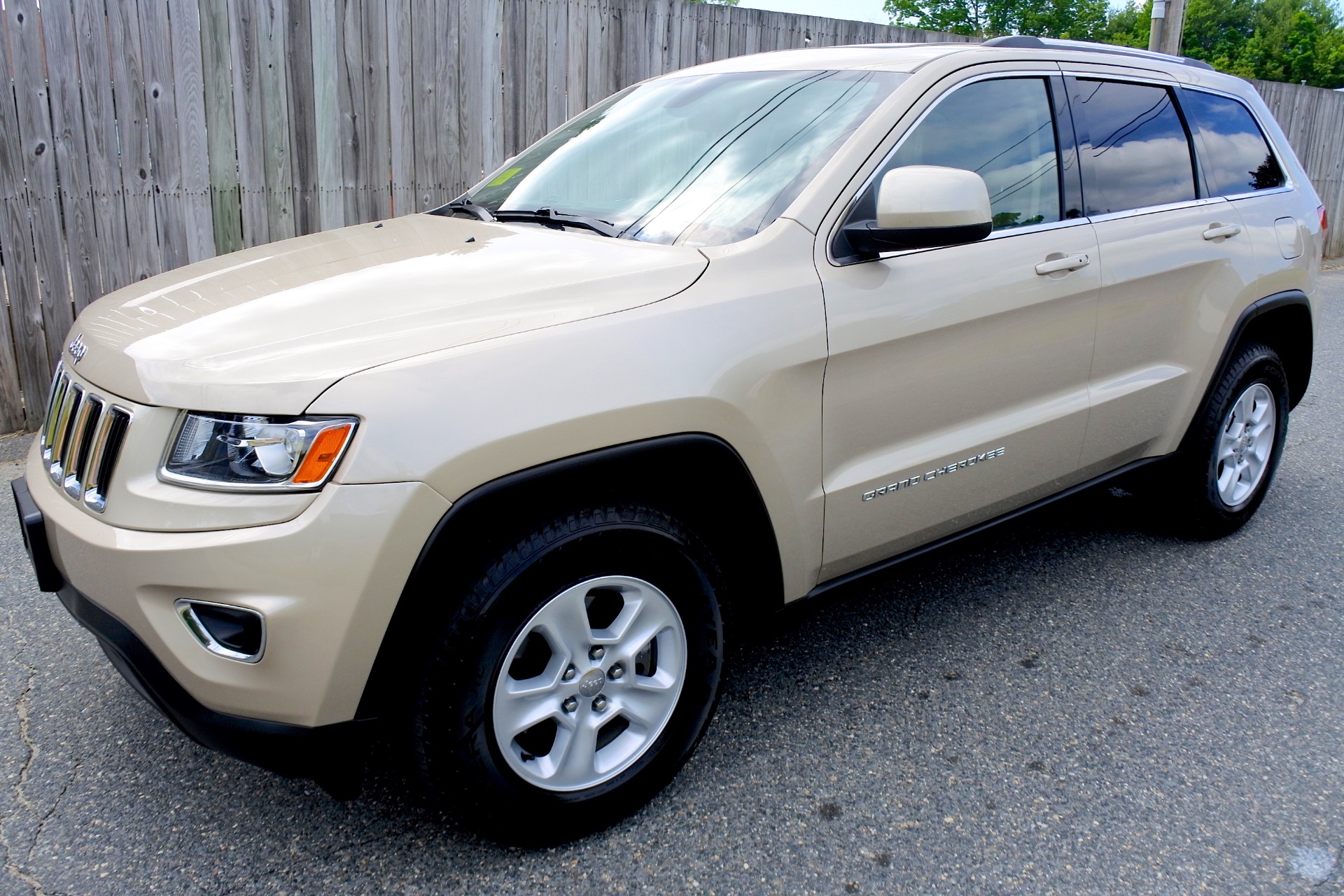Difference Between Jeep Grand Cherokee Laredo E And X
