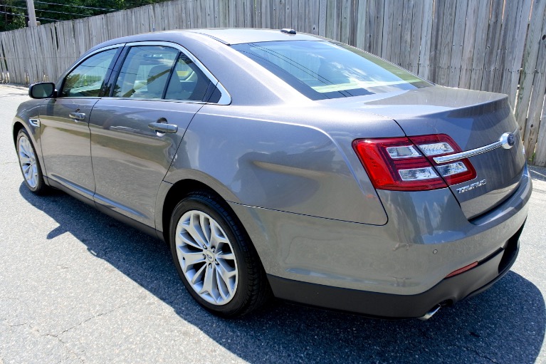 Used 2013 Ford Taurus Limited FWD Used 2013 Ford Taurus Limited FWD for sale  at Metro West Motorcars LLC in Shrewsbury MA 3