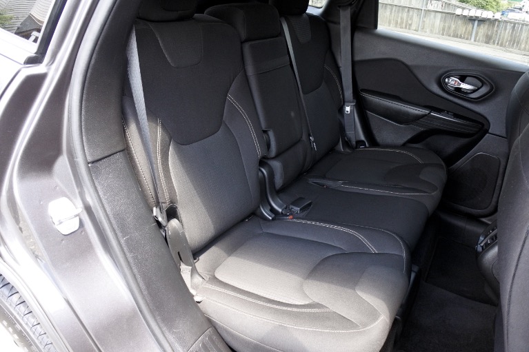 Used 2015 Jeep Cherokee 4WD 4dr Latitude Used 2015 Jeep Cherokee 4WD 4dr Latitude for sale at Metro West Motorcars LLC in Shrewsbury MA 17