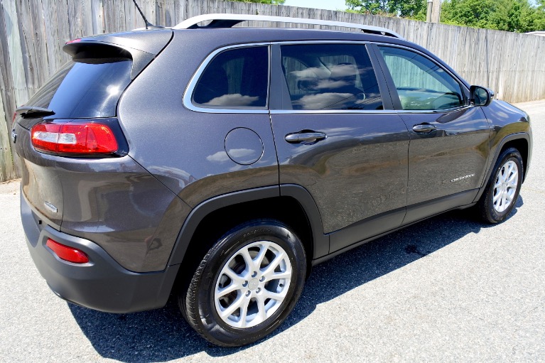 Used 2015 Jeep Cherokee 4WD 4dr Latitude Used 2015 Jeep Cherokee 4WD 4dr Latitude for sale at Metro West Motorcars LLC in Shrewsbury MA 5