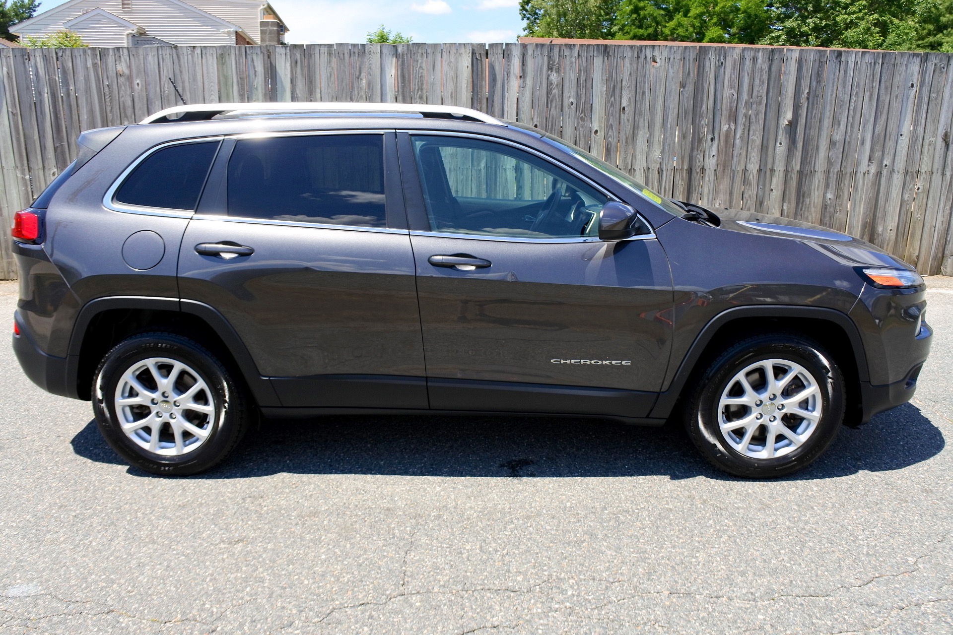 Used 2015 Jeep Cherokee 4WD 4dr Latitude For Sale (11,800) Metro