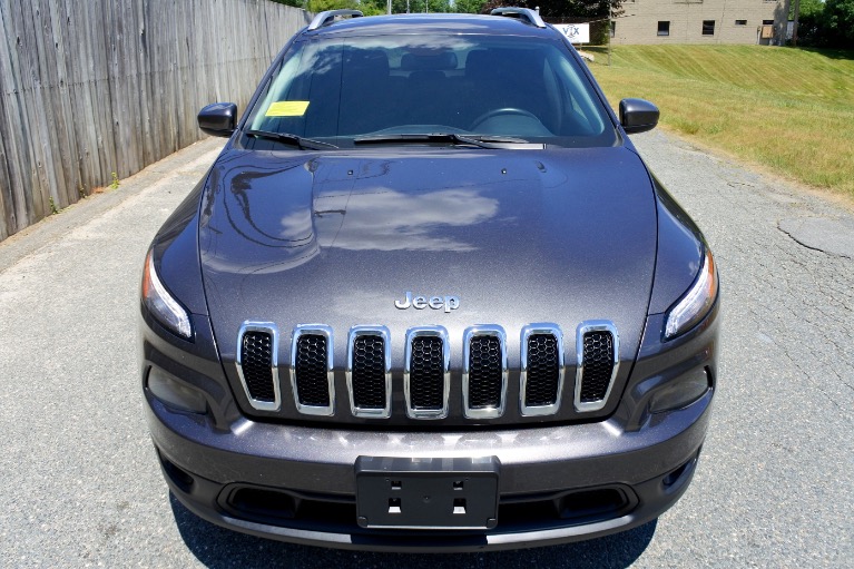 Used 2015 Jeep Cherokee 4WD 4dr Latitude Used 2015 Jeep Cherokee 4WD 4dr Latitude for sale at Metro West Motorcars LLC in Shrewsbury MA 8