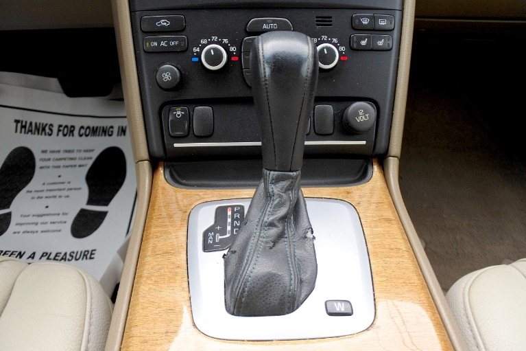 Used 2008 Volvo Xc90 3.2 AWD Used 2008 Volvo Xc90 3.2 AWD for sale at Metro West Motorcars LLC in Shrewsbury MA 11