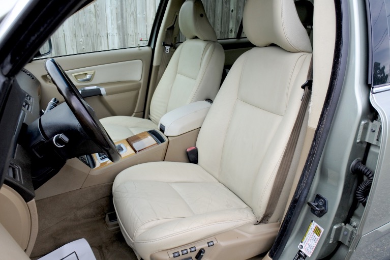 Used 2008 Volvo Xc90 3.2 AWD Used 2008 Volvo Xc90 3.2 AWD for sale at Metro West Motorcars LLC in Shrewsbury MA 13