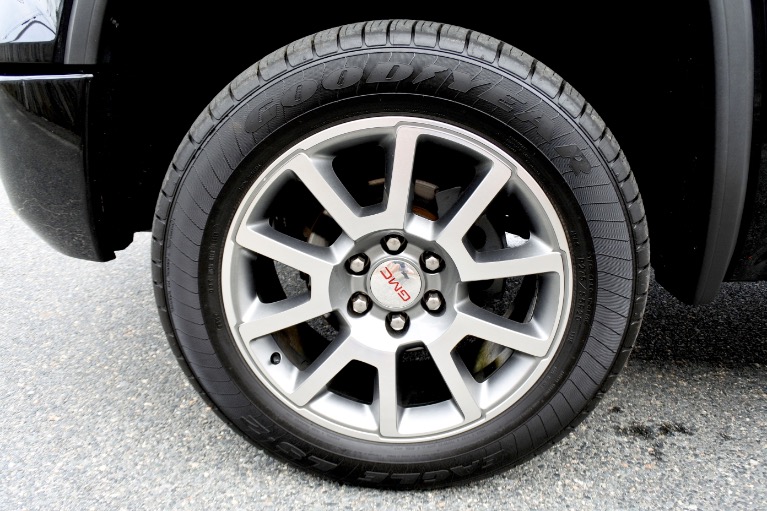 Used 2015 GMC Sierra 1500 4WD Crew Cab 143.5' Denali Used 2015 GMC Sierra 1500 4WD Crew Cab 143.5' Denali for sale at Metro West Motorcars LLC in Shrewsbury MA 20