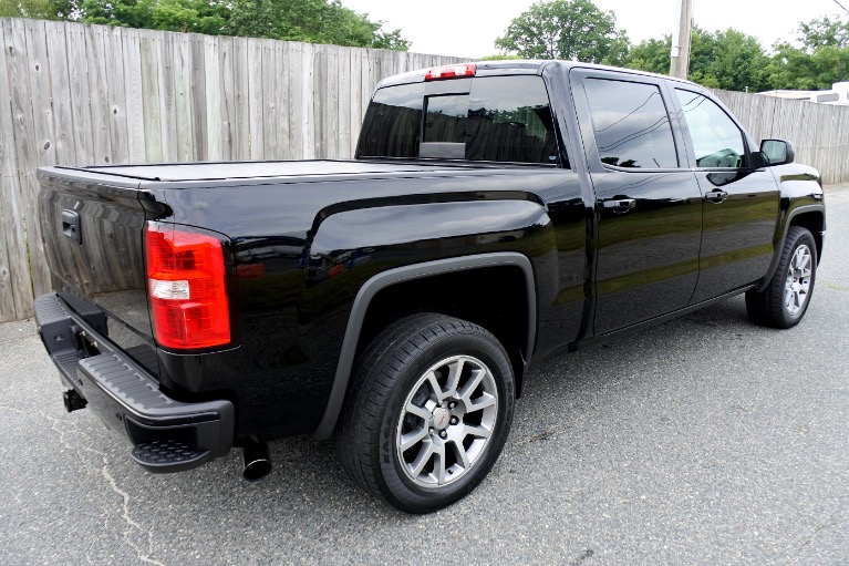 Used 2015 GMC Sierra 1500 4WD Crew Cab 143.5' Denali Used 2015 GMC Sierra 1500 4WD Crew Cab 143.5' Denali for sale at Metro West Motorcars LLC in Shrewsbury MA 5