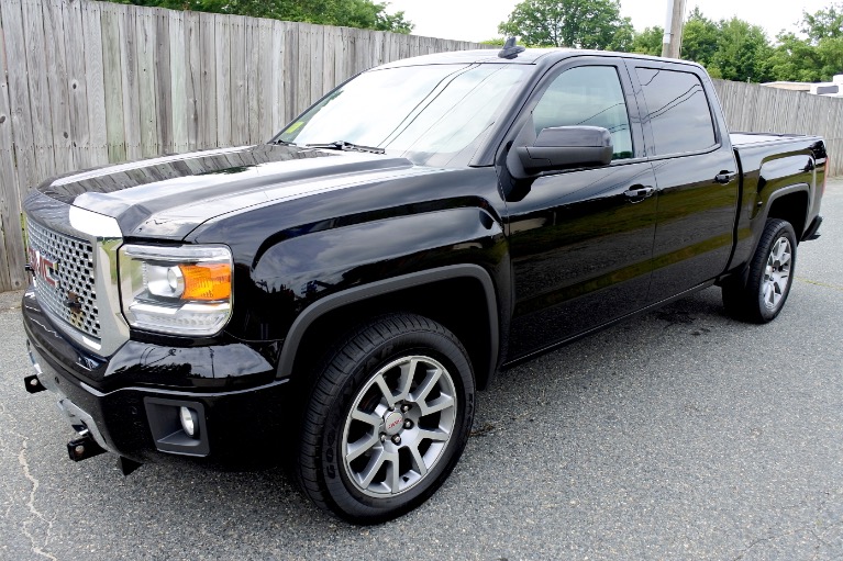 Used 2015 GMC Sierra 1500 4WD Crew Cab 143.5' Denali Used 2015 GMC Sierra 1500 4WD Crew Cab 143.5' Denali for sale at Metro West Motorcars LLC in Shrewsbury MA 1
