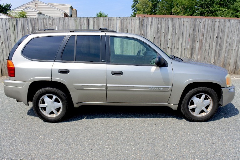 Used 2003 GMC Envoy SLE 4WD Used 2003 GMC Envoy SLE 4WD for sale  at Metro West Motorcars LLC in Shrewsbury MA 6