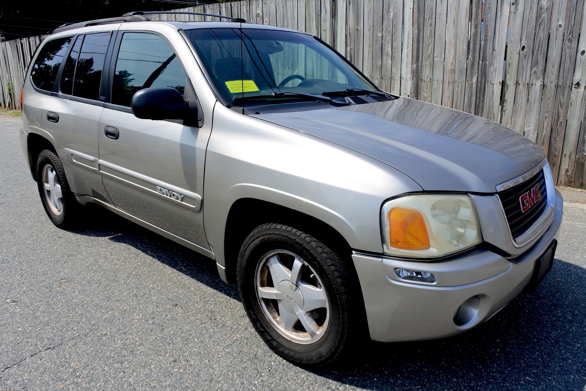 Used 2003 GMC Envoy SLE 4WD For Sale (2,800) Metro West Motorcars