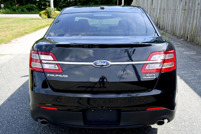 Used 2013 Ford Taurus SEL AWD Used 2013 Ford Taurus SEL AWD for sale at Metro West Motorcars LLC in Shrewsbury MA 4
