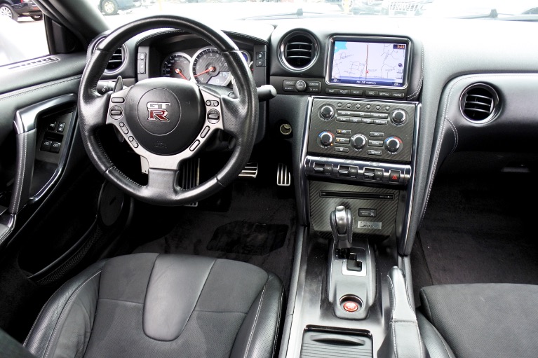 Used 2016 Nissan Gt-r Premium Used 2016 Nissan Gt-r Premium for sale at Metro West Motorcars LLC in Shrewsbury MA 10
