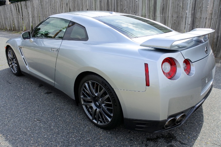 Used 2016 Nissan Gt-r Premium Used 2016 Nissan Gt-r Premium for sale at Metro West Motorcars LLC in Shrewsbury MA 3