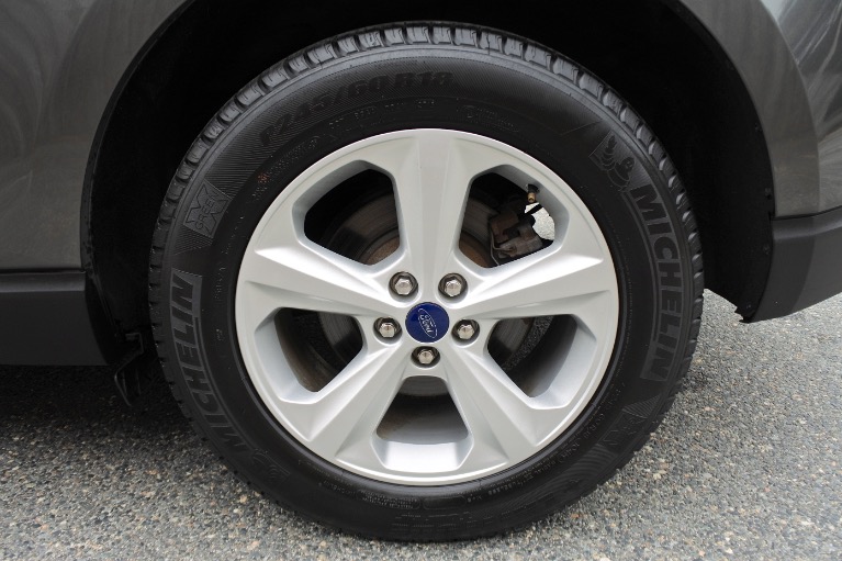 Used 2015 Ford Edge SE AWD Used 2015 Ford Edge SE AWD for sale at Metro West Motorcars LLC in Shrewsbury MA 23