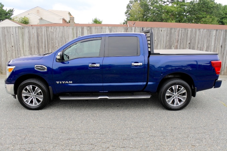 Used 2017 Nissan Titan 4x4 Crew Cab SL Used 2017 Nissan Titan 4x4 Crew Cab SL for sale  at Metro West Motorcars LLC in Shrewsbury MA 2