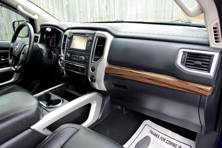 Used 2017 Nissan Titan 4x4 Crew Cab SL Used 2017 Nissan Titan 4x4 Crew Cab SL for sale  at Metro West Motorcars LLC in Shrewsbury MA 20
