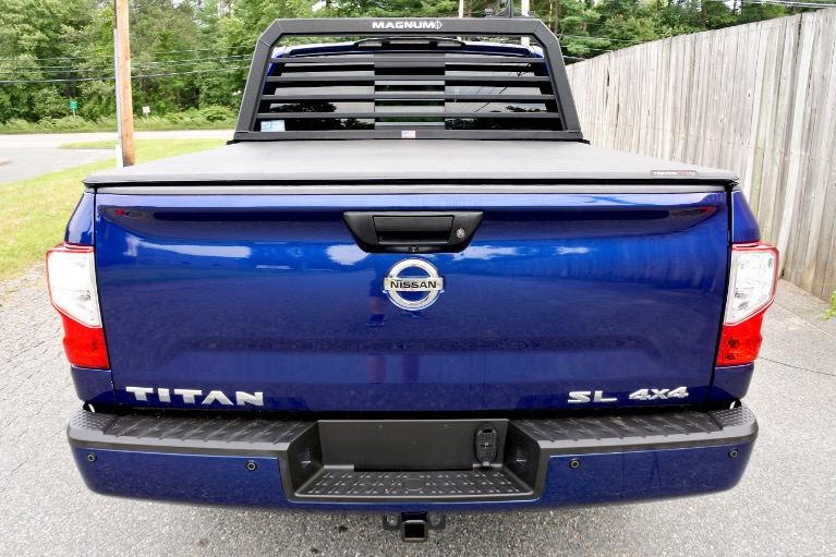 Used 2017 Nissan Titan 4x4 Crew Cab SL Used 2017 Nissan Titan 4x4 Crew Cab SL for sale  at Metro West Motorcars LLC in Shrewsbury MA 4