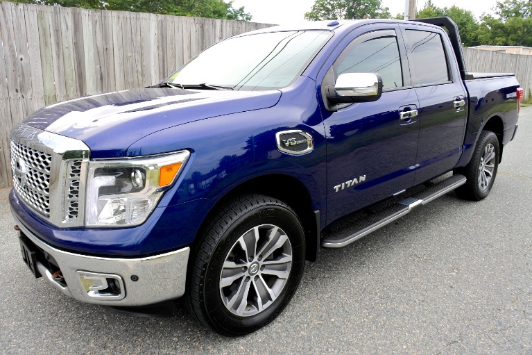 Used 2017 Nissan Titan 4x4 Crew Cab SL Used 2017 Nissan Titan 4x4 Crew Cab SL for sale  at Metro West Motorcars LLC in Shrewsbury MA 1