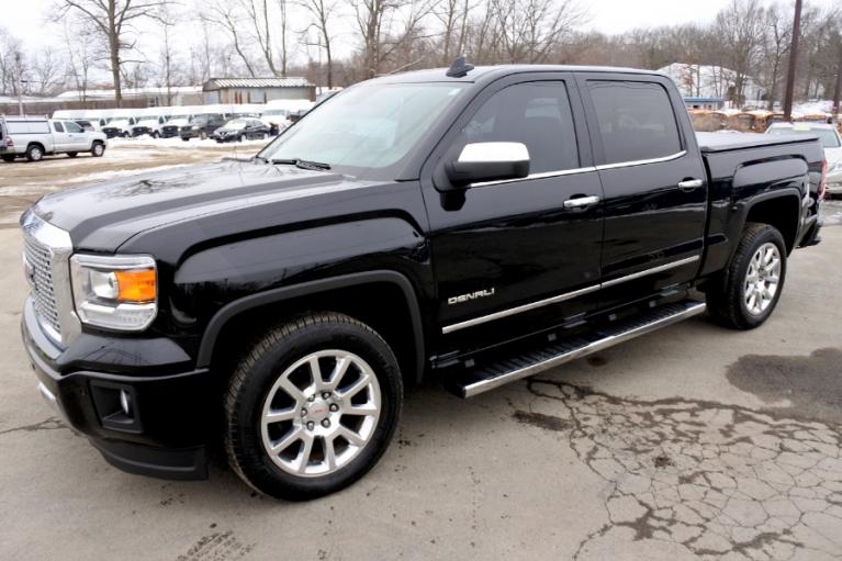 Used 2015 GMC Sierra 1500 4WD Crew Cab 143.5' Denali Used 2015 GMC Sierra 1500 4WD Crew Cab 143.5' Denali for sale at Metro West Motorcars LLC in Shrewsbury MA 1