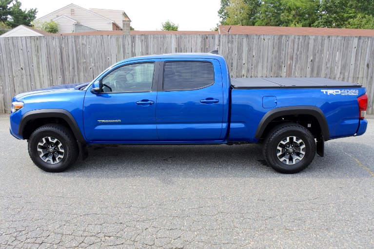 Used 2017 Toyota Tacoma TRD Off Road Double Cab V6 4x4 Used 2017 Toyota Tacoma TRD Off Road Double Cab V6 4x4 for sale at Metro West Motorcars LLC in Shrewsbury MA 2