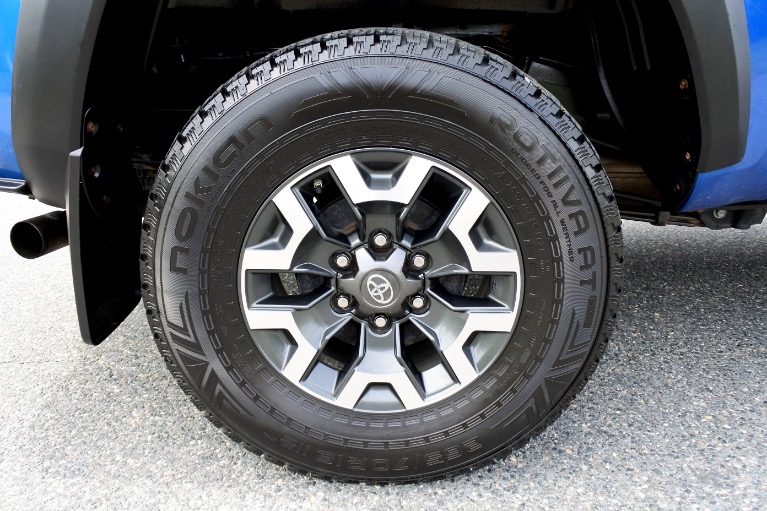 Used 2017 Toyota Tacoma TRD Off Road Double Cab V6 4x4 Used 2017 Toyota Tacoma TRD Off Road Double Cab V6 4x4 for sale at Metro West Motorcars LLC in Shrewsbury MA 21