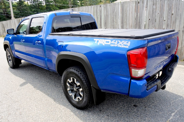 Used 2017 Toyota Tacoma TRD Off Road Double Cab V6 4x4 Used 2017 Toyota Tacoma TRD Off Road Double Cab V6 4x4 for sale at Metro West Motorcars LLC in Shrewsbury MA 3