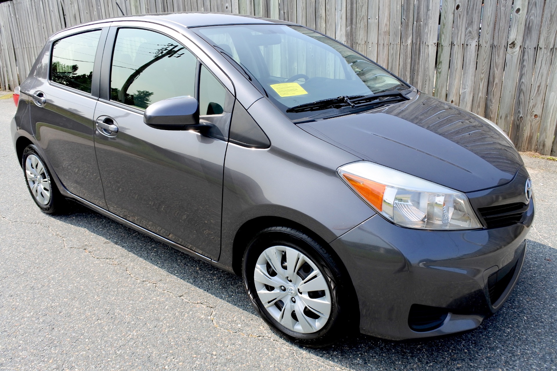 Used 2014 Toyota Yaris 5dr Liftback LE Auto For Sale ($8,800) | Metro ...