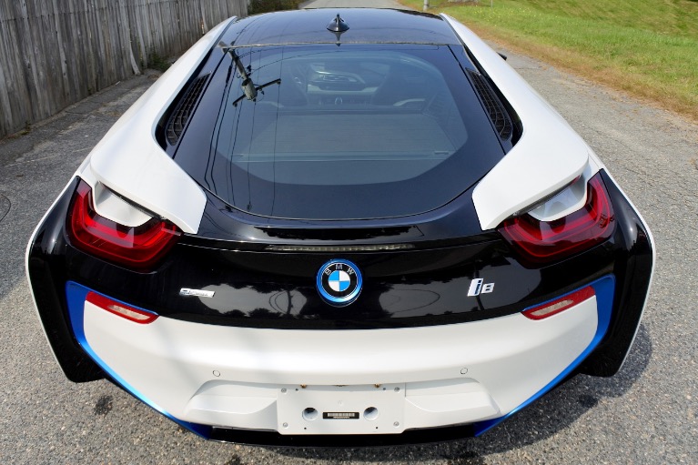 Used 2016 BMW I8 Giga Coupe Used 2016 BMW I8 Giga Coupe for sale  at Metro West Motorcars LLC in Shrewsbury MA 4