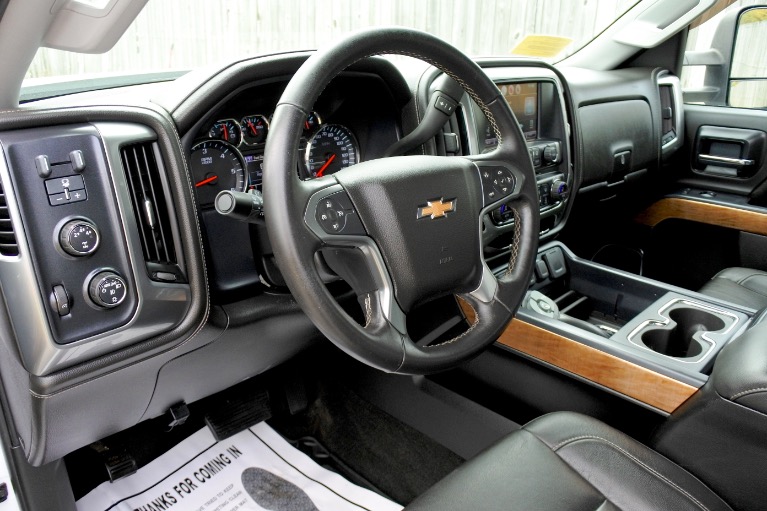 Used 2015 Chevrolet Silverado 2500hd 4WD Double Cab 144.2' LTZ Used 2015 Chevrolet Silverado 2500hd 4WD Double Cab 144.2' LTZ for sale  at Metro West Motorcars LLC in Shrewsbury MA 14