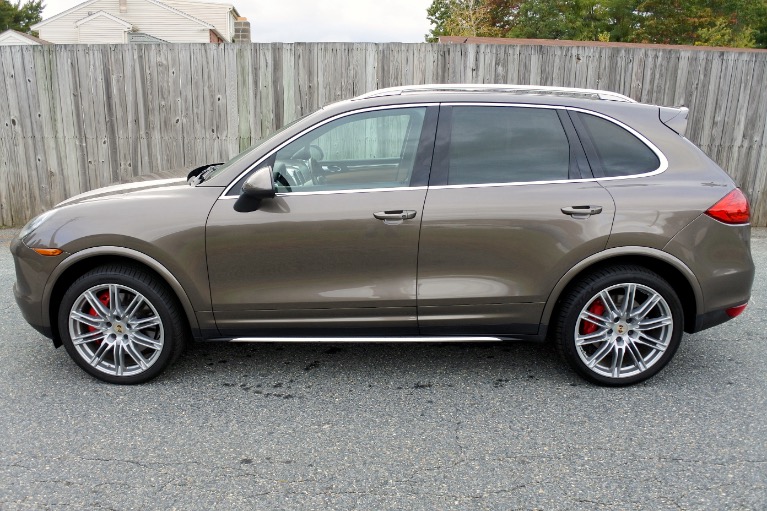 Used 2013 Porsche Cayenne Turbo AWD Used 2013 Porsche Cayenne Turbo AWD for sale  at Metro West Motorcars LLC in Shrewsbury MA 2