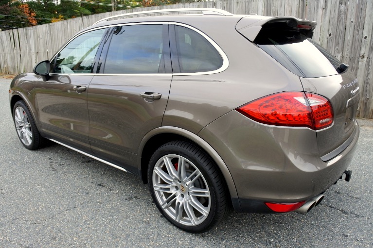 Used 2013 Porsche Cayenne Turbo AWD Used 2013 Porsche Cayenne Turbo AWD for sale  at Metro West Motorcars LLC in Shrewsbury MA 3