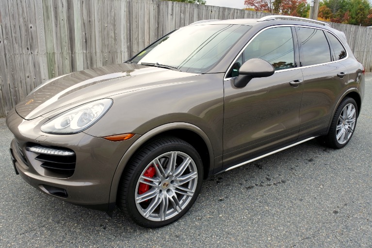 Used 2013 Porsche Cayenne Turbo AWD Used 2013 Porsche Cayenne Turbo AWD for sale  at Metro West Motorcars LLC in Shrewsbury MA 1