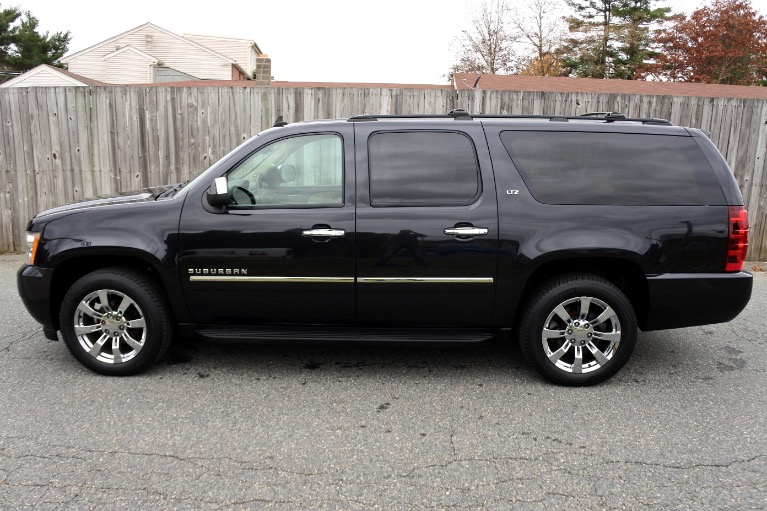 Used 2011 Chevrolet Suburban 1500 LTZ 4WD Used 2011 Chevrolet Suburban 1500 LTZ 4WD for sale  at Metro West Motorcars LLC in Shrewsbury MA 2